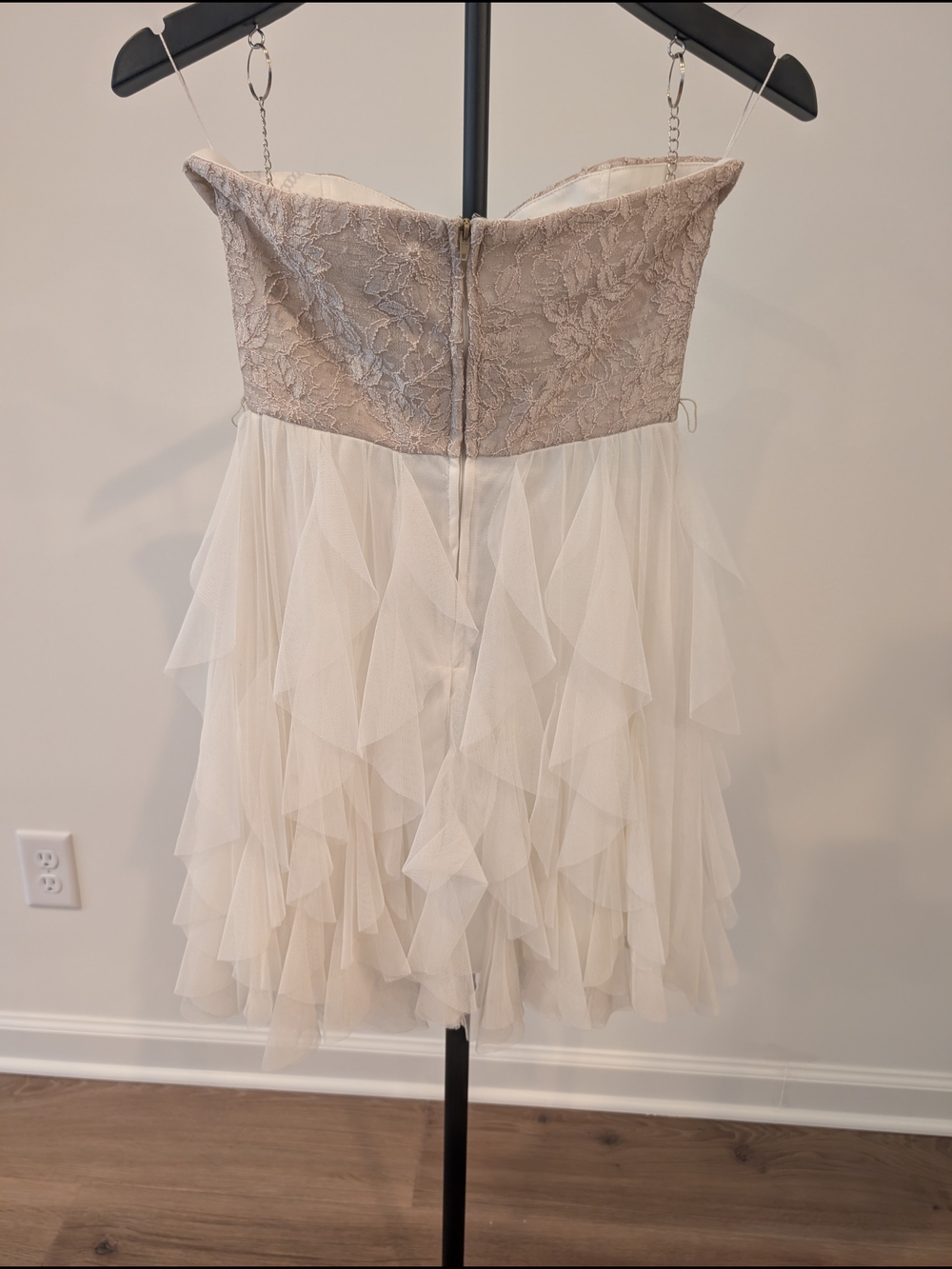Teeze Me Blush Lace & Ivory Ruffle Cocktail Dress, Size 3 - Picture 4 of 10
